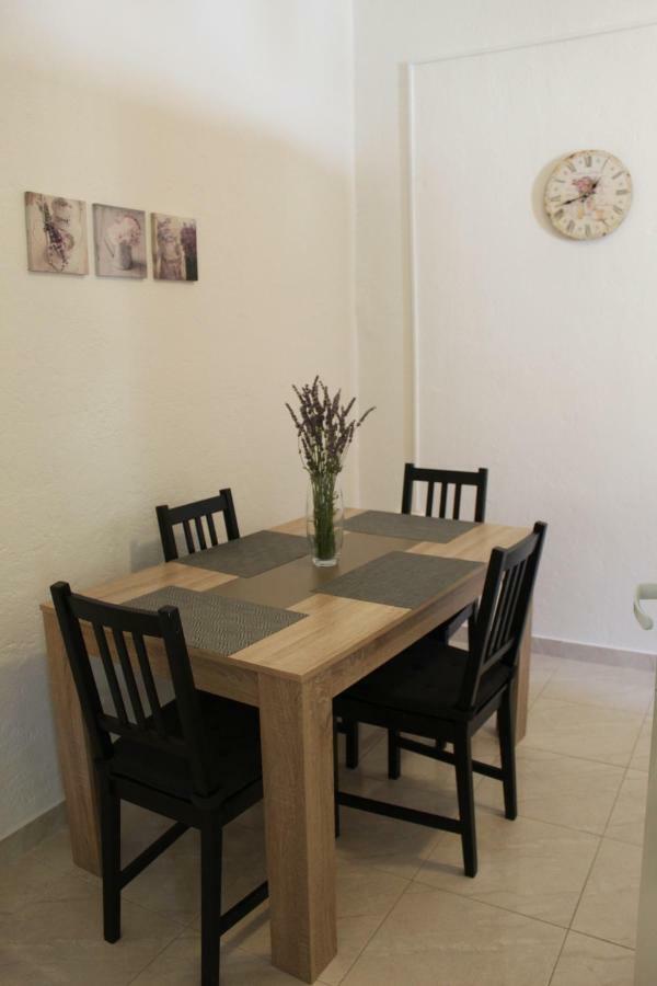 Apartment & Room'S Anni Zadar Extérieur photo